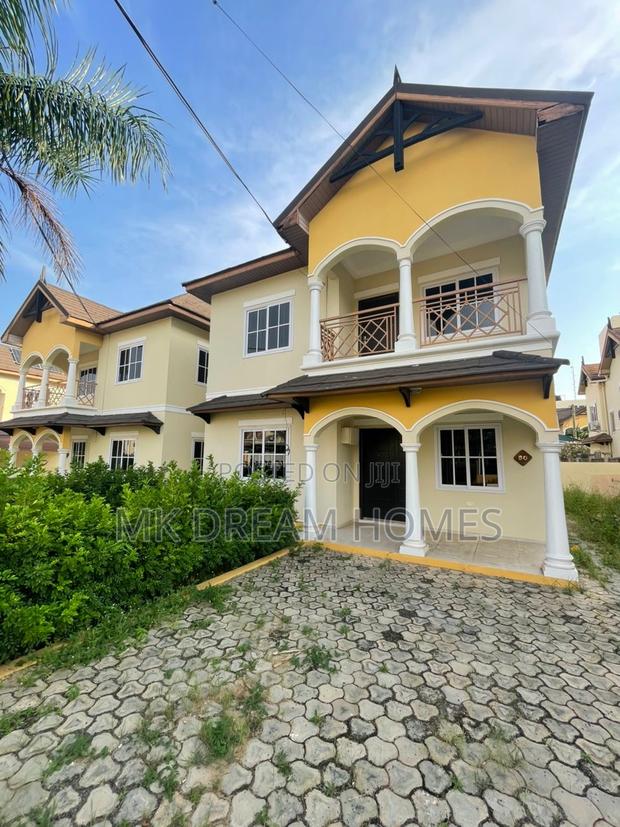 3bdrm House in Paradise Estate for rent