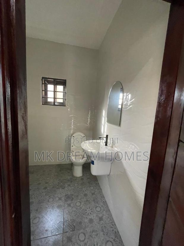 3bdrm House in Lake Side Estate for sale photo 6