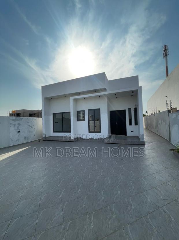 3bdrm House in Lake Side Estate for sale