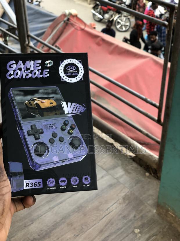 R36s Retro Game Console photo 3