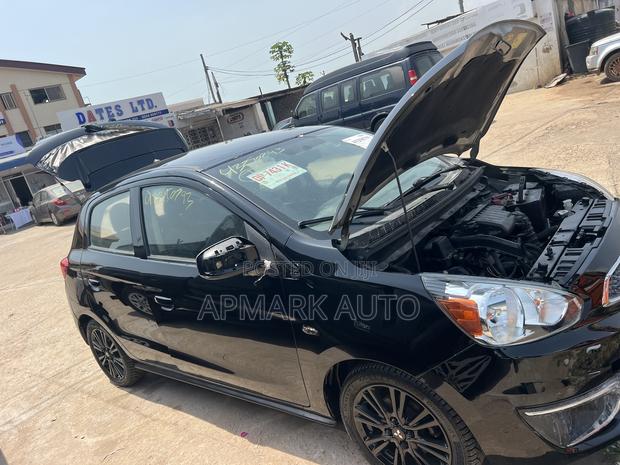 Mitsubishi Mirage LE 2020 Black photo 6