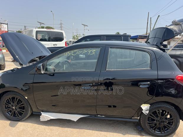Mitsubishi Mirage LE 2020 Black photo 5