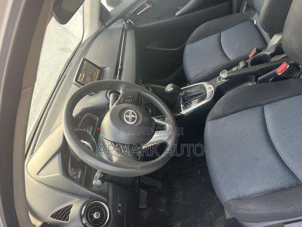 Toyota Yaris iA 1.5 FWD 2018 White photo 5