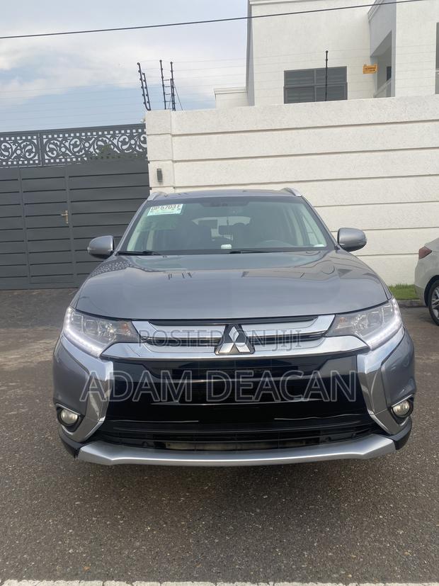 Mitsubishi Outlander 2015 Silver