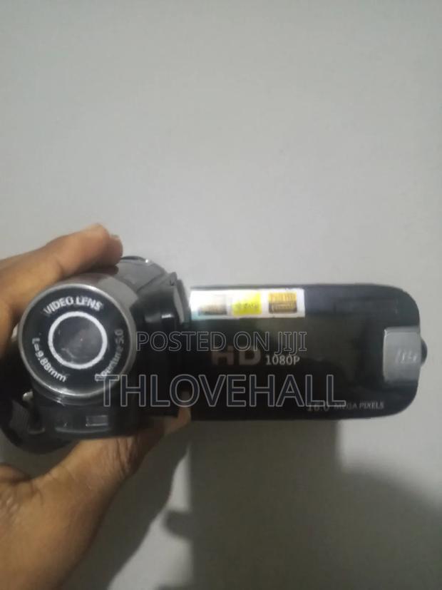 Distress Sale: Hd Video / Digital Camcorder/Camera For All Occasions photo 6