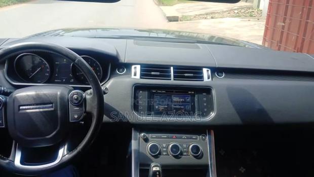 Land Rover Range Rover Sport HSE 4x4 (3.0L 6cyl 8A) 2016 Black