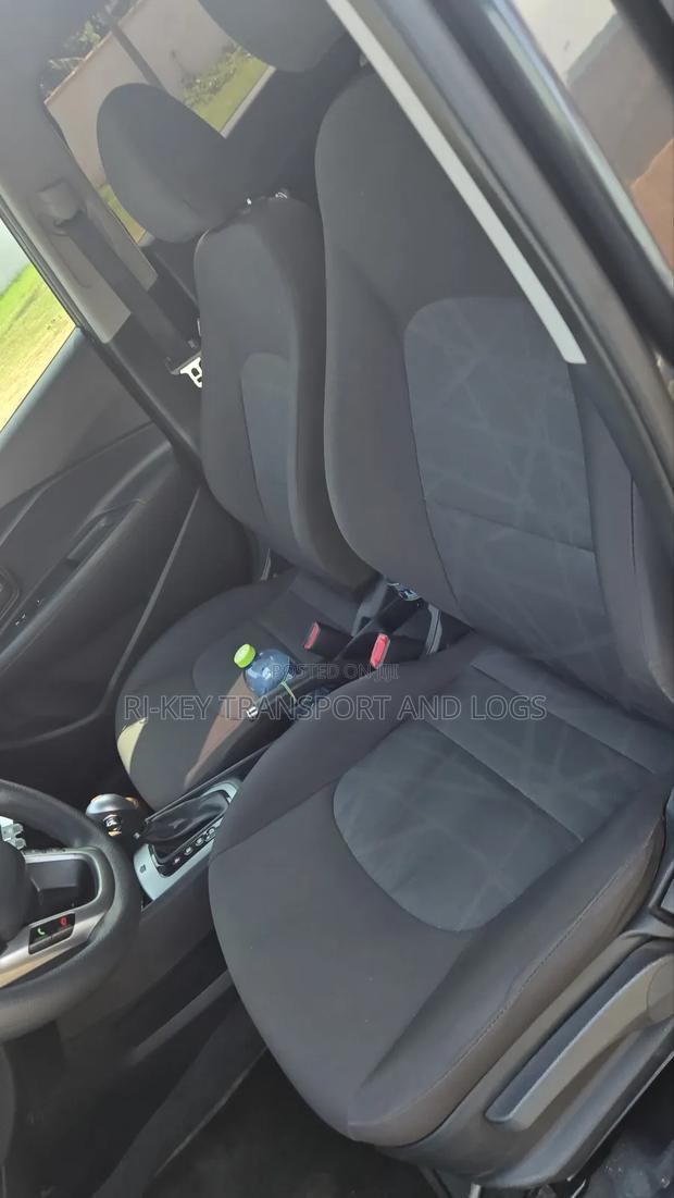 Kia Rio LX 4dr Sedan (1.6L 4cyl 6M) 2016 Gray photo 4