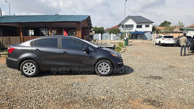 Kia Rio LX 4dr Sedan (1.6L 4cyl 6M) 2016 Gray photo 8