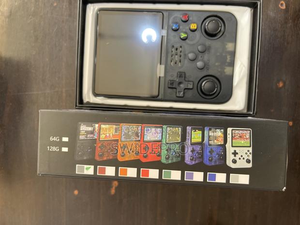 R36s Retro Handheld Classic Gaming Console 128gb Over 20,000 + Games photo 3