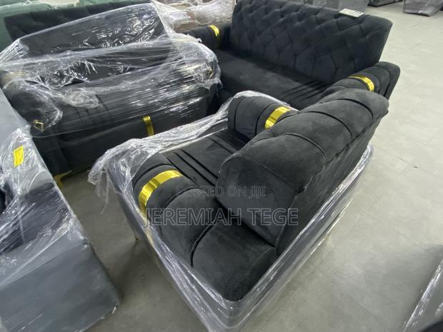 Quality Modern Sofa Set With Golden Leggings photo 3