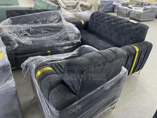 Quality Modern Sofa Set With Golden Leggings