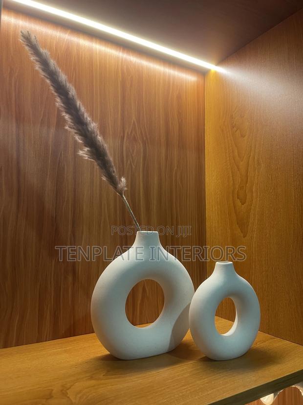 Donut Vase White photo 2