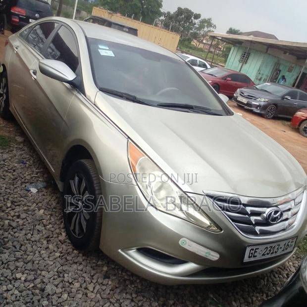 Hyundai Sonata 2013 Gold