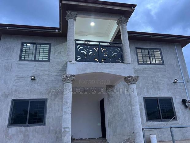 2bdrm Shared Apartment in Gomoa East for rent photo 5