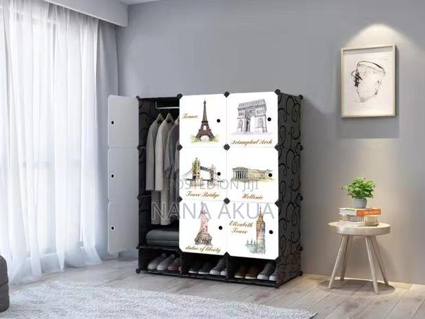 9 Cube Plastic Wardrobe photo 2