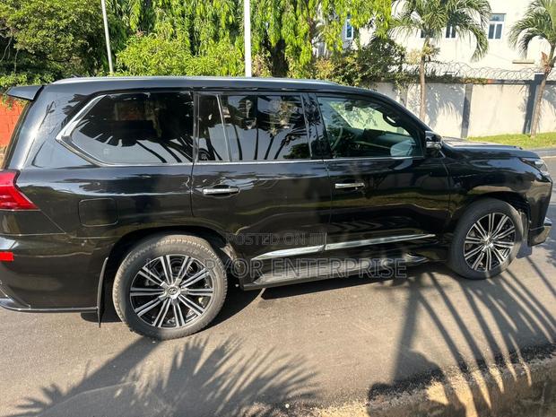 Lexus LX 570 (5 seats) AWD 2021 Blue photo 6