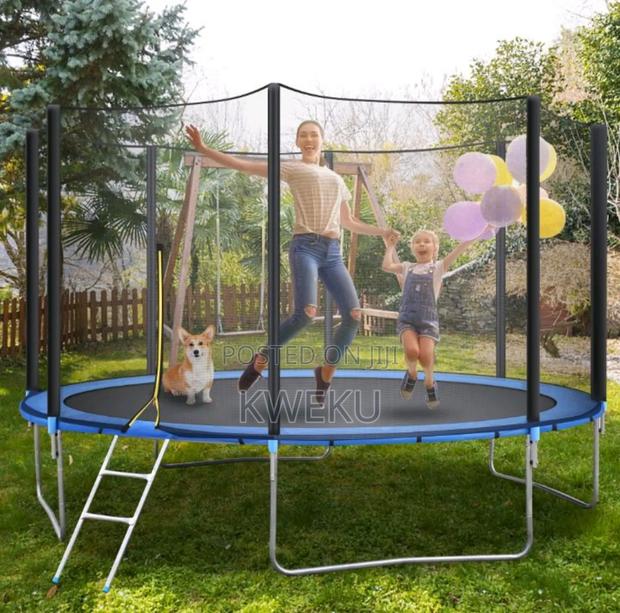 Trampoline 10ft · Photo 2