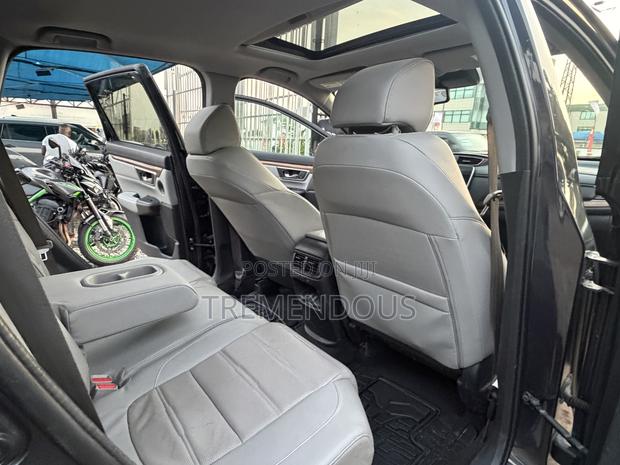 Honda CR-V EX-L AWD 2019 Gray