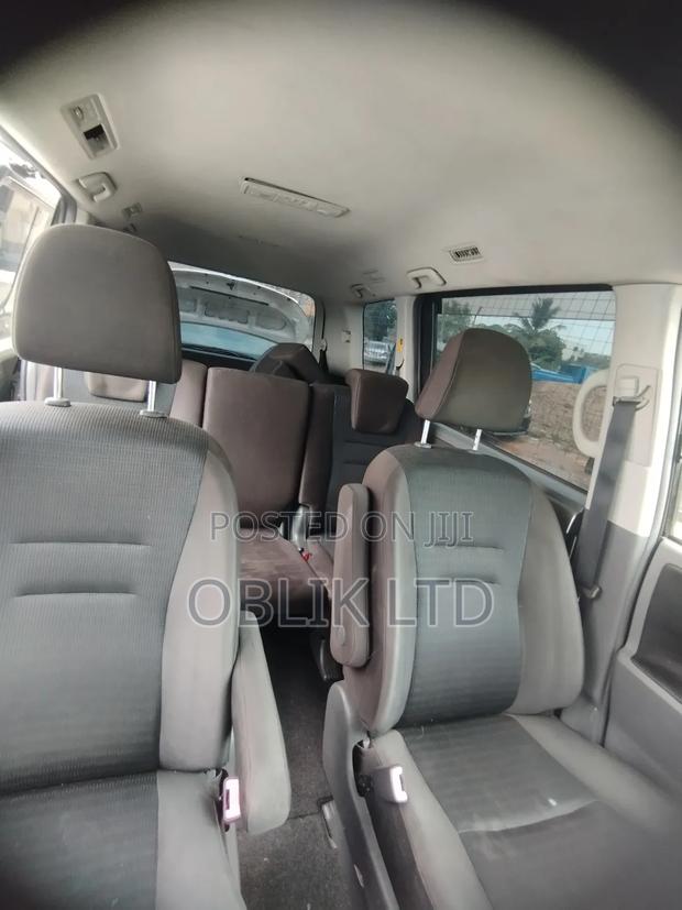 Toyota Voxy 2013 Gray