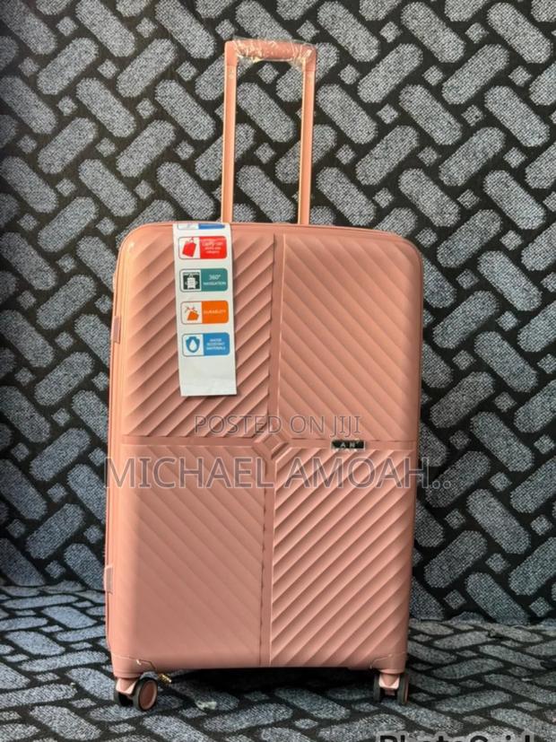 Powerful Luggage photo 2
