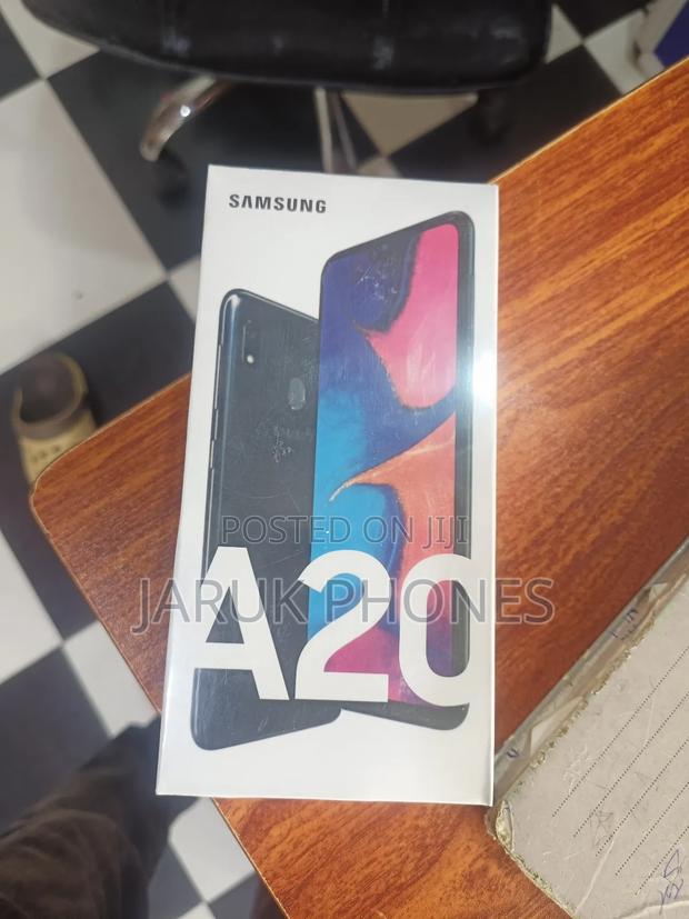 New Samsung Galaxy A20 32 GB Black