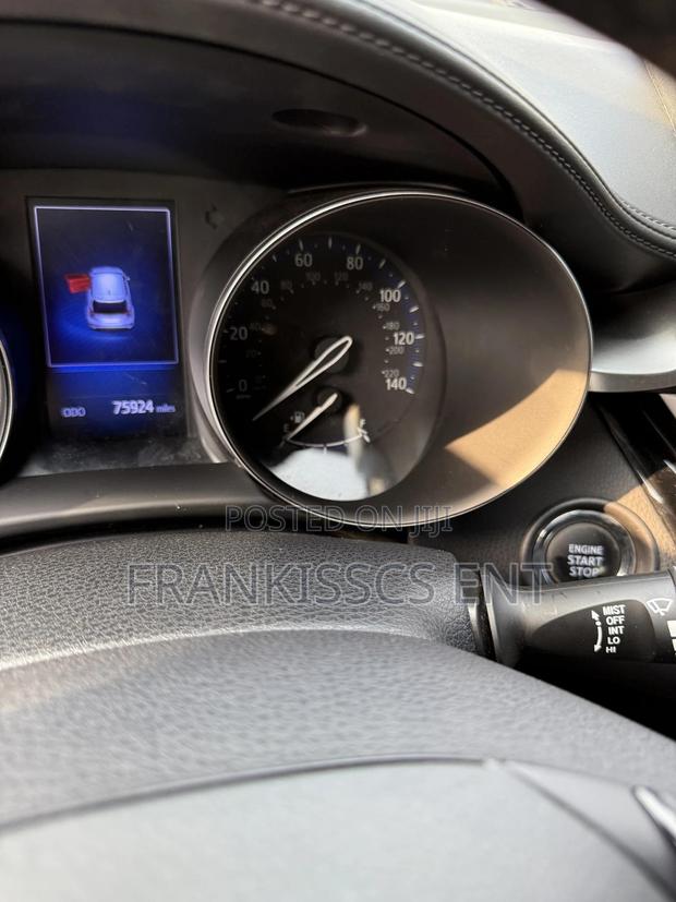 Toyota C-HR 2018 Gray photo 19