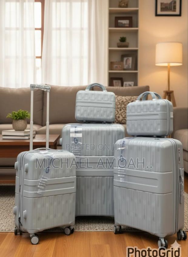 Perfecto Luggage