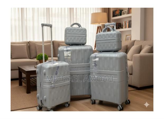 Perfecto Luggage photo 2