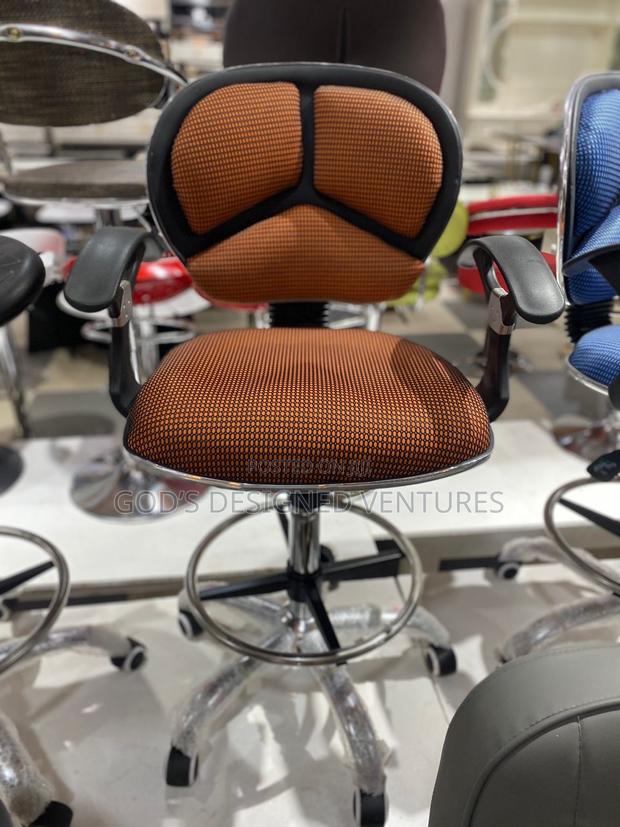 Counter/Saloon Chair · Photo 2