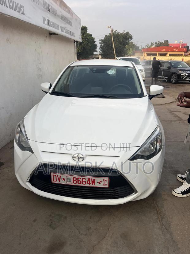 Toyota Yaris iA 1.5 FWD 2018 White