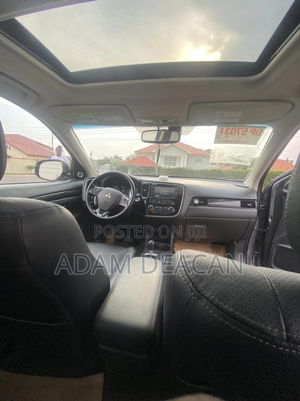 Mitsubishi Outlander 2015 Silver