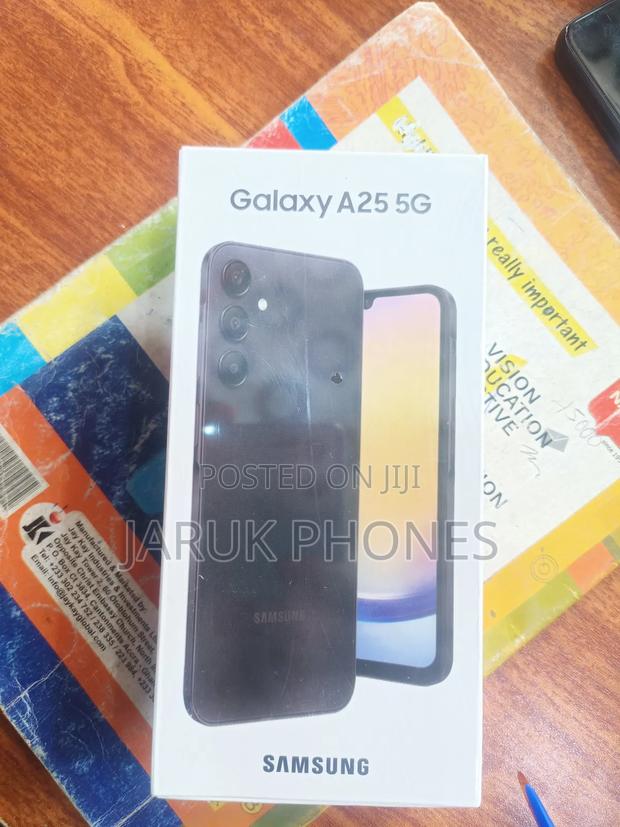 New Samsung Galaxy A25 256 GB White