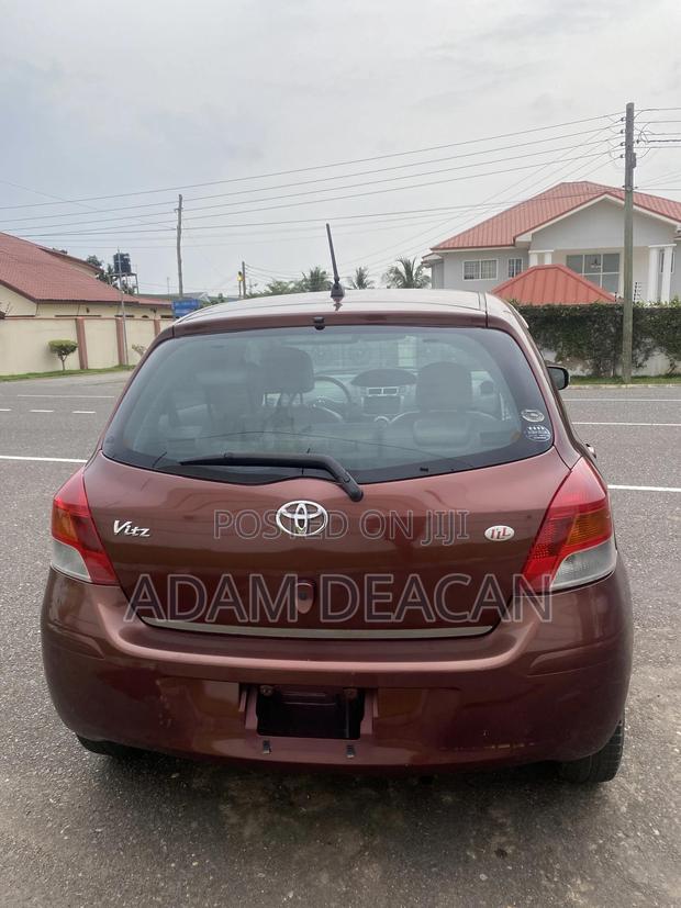 Toyota Vitz 2010 Brown