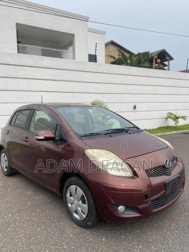Toyota Vitz 2010 Brown
