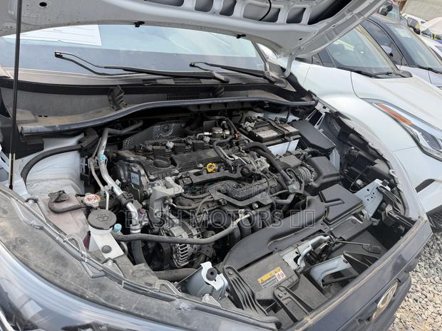 New Toyota Corolla Cross XLE 4WD 2024 White