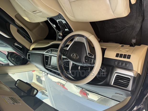 Toyota Highlander XLE 4dr SUV (3.5L 6cyl 6A) 2015 Blue