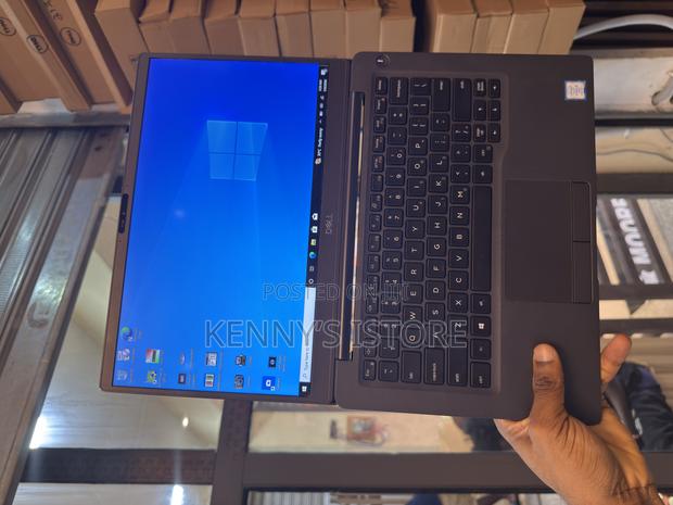 New Laptop Dell Latitude 7300 8GB Intel Core I5 SSD 256GB · Photo 4