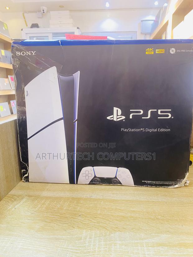 Playstation 5 photo 3