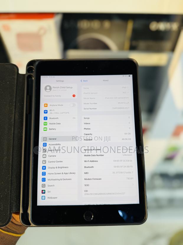 Apple iPad mini 5 64 GB Gray photo 3