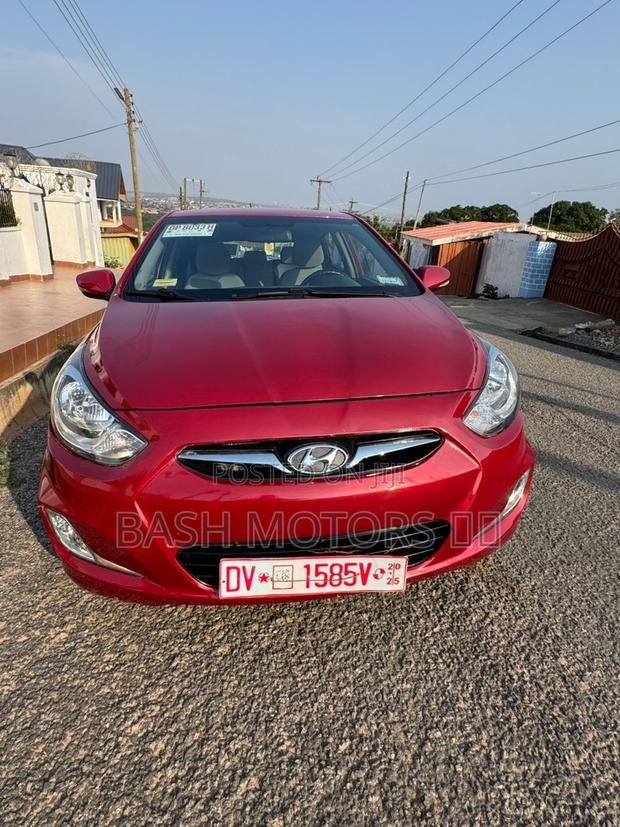 Hyundai Accent 2013 Red