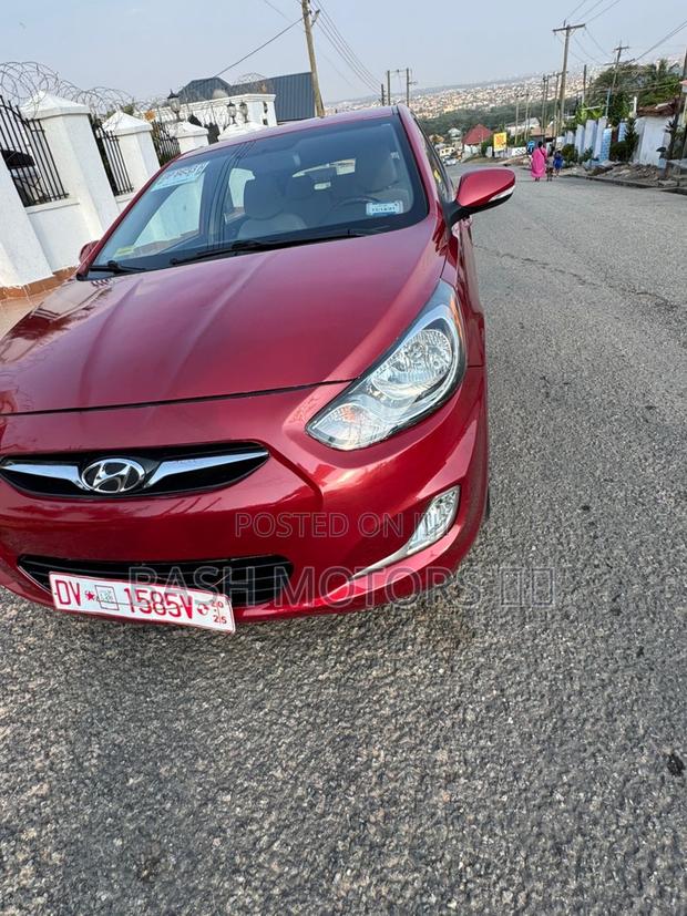 Hyundai Accent 2013 Red