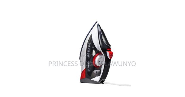 Elbee Smr6 Powerful Steam Iron. photo 5