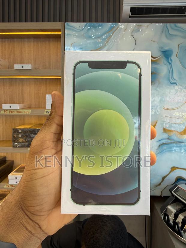 New Apple iPhone 12 128 GB Green · Photo 4