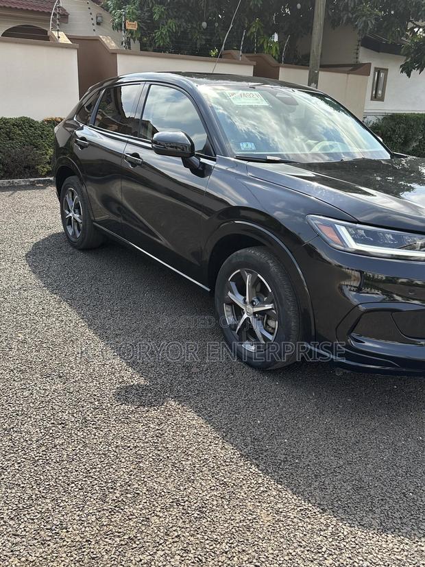 Honda HR-V EX-L AWD CVT 2023 Black photo 2