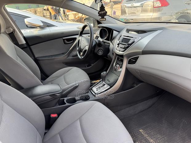 Hyundai Elantra 2013 Black