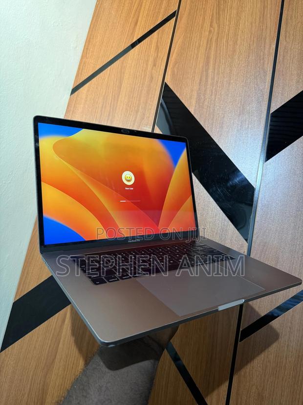 Laptop Apple MacBook Pro 2017 16GB Intel Core I7 SSD 512GB photo 3