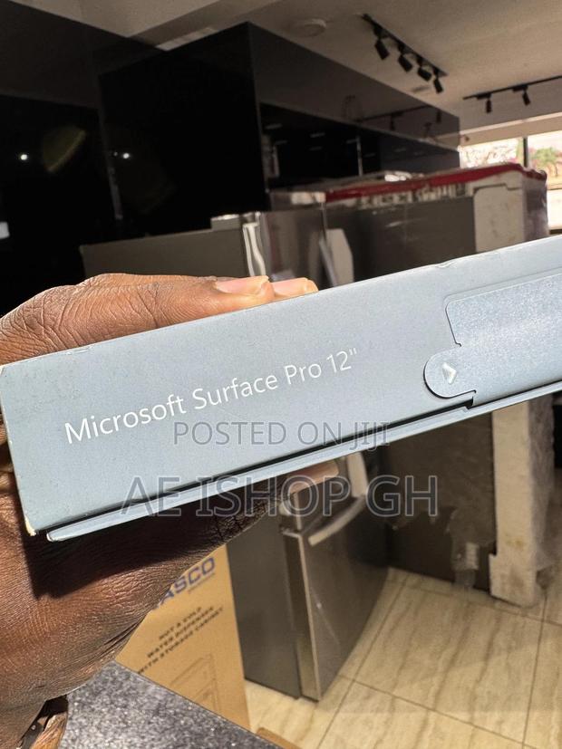 New Microsoft Surface Pro 512 GB photo 4
