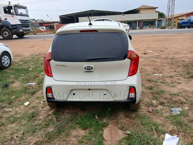 Kia Morning 2016 White