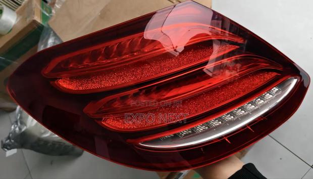 Mercedes-benz E Class 2016-2019 Rear Taillights (Left And Right) photo 2