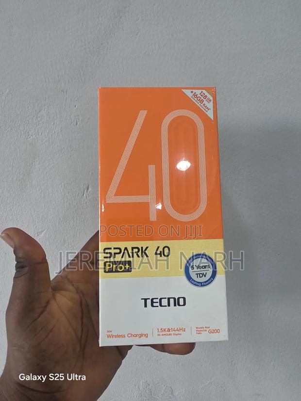 New Tecno Spark 40 Pro+ 128 GB Black